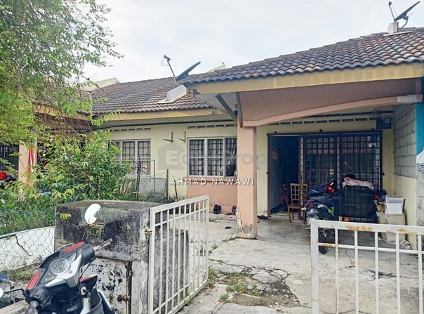 Persiaran Mahkota, Banting, Selangor 42700