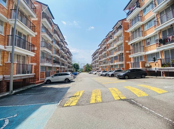 off Lebuhraya SILK, Kajang, Selangor 43000