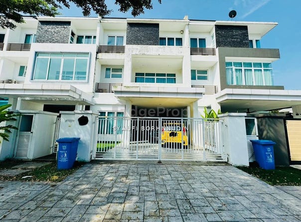 Jalan Teratak U8/97, Bukit Jelutong, Selangor 40150