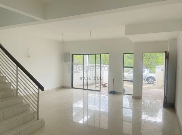 Jalan Abadi, Puchong South, Selangor 47100