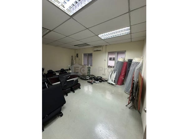 J, Klang, Selangor 42100