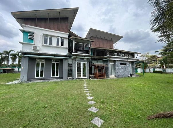 Persiaran Gerbang Utama, Bukit Jelutong, Selangor