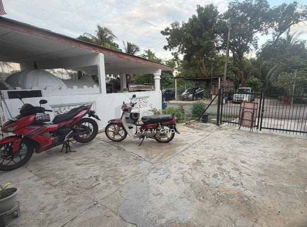 jalan 1, Semenyih, Selangor 43500