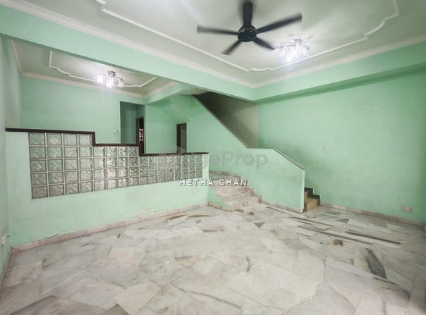 Jalan Sayang, Batu 9th Cheras, Selangor 43200