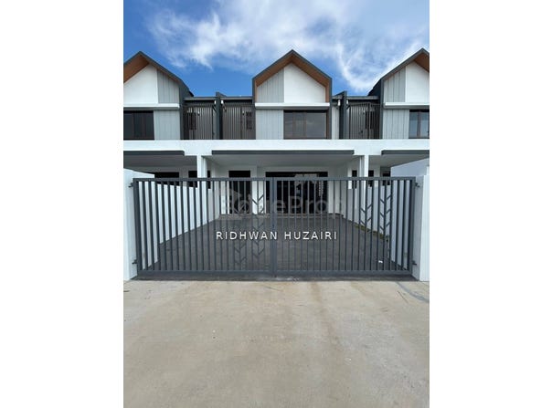 Dengkil, Selangor 43800