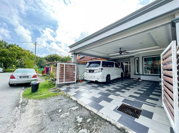 Jalan DC 1, Sungai Buloh, Selangor 47000