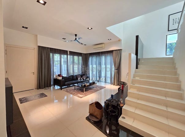 Jalan Duta Suria, Ampang, Selangor 68000