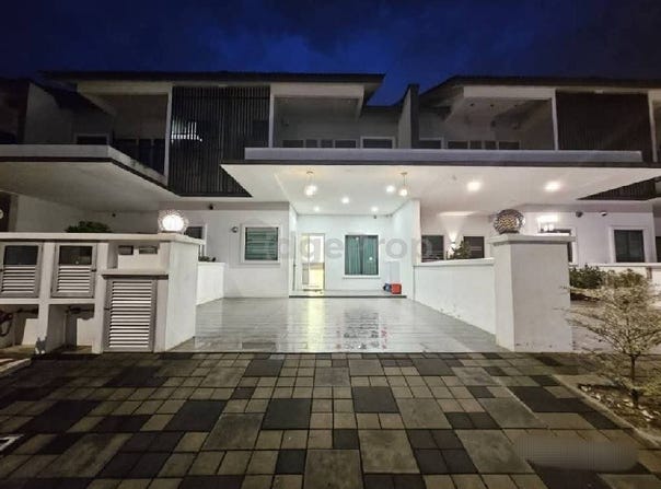 Panorama lapangan camellia, Ipoh, Perak 31650