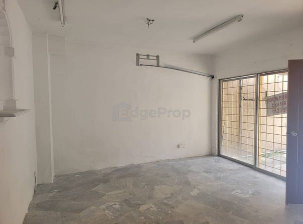 Jalan Mawar 1, Puchong, Selangor 47100