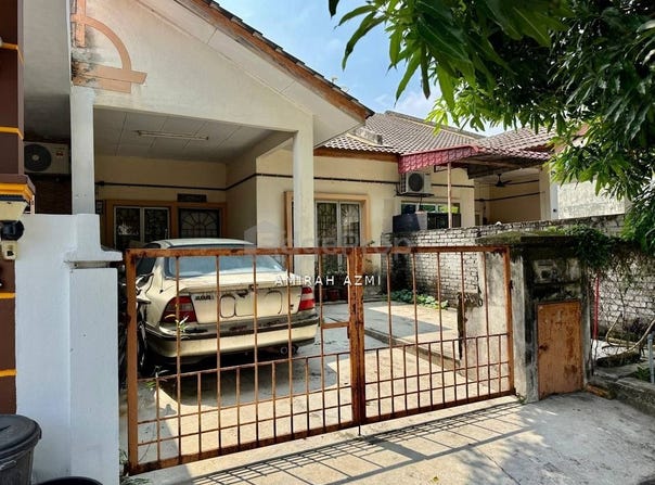 Jalan Tasik Puteri, Rawang, Selangor 48300