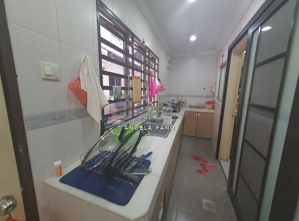 Jalan PJS 3/27; Jalan PJS 3/28, Petaling Jaya, Selangor 58200