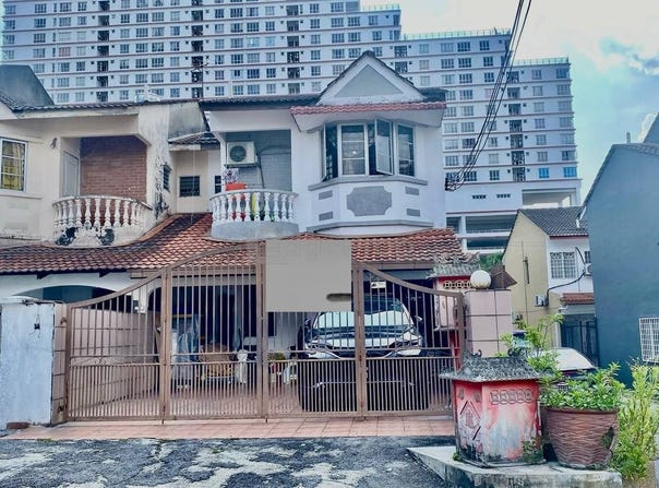 Jalan Sayang, Batu 9th Cheras, Selangor 43200