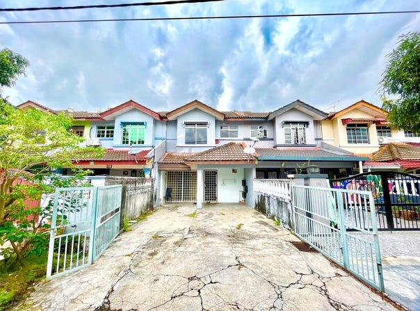 Jalan Perdana, Puchong, Selangor 47100