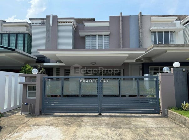 J, Shah Alam, Selangor 40470