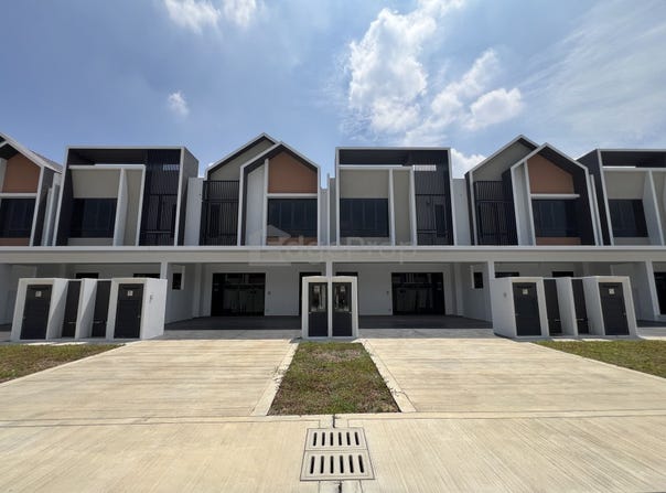 Rawang, Selangor 48020