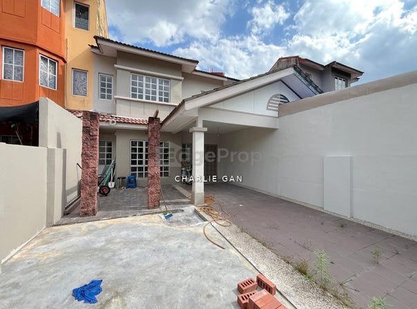 Jalan TP 1, Puchong, Selangor 47100