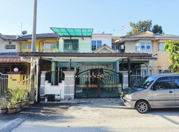 Jalan Suria, Batu 9th Cheras, Selangor 42300