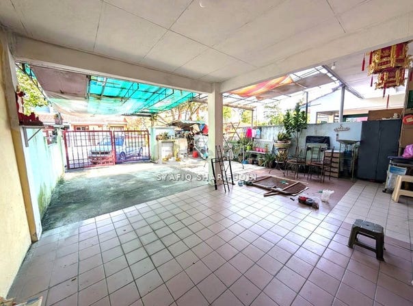 Jalan DC 1, Sungai Buloh, Selangor 47000