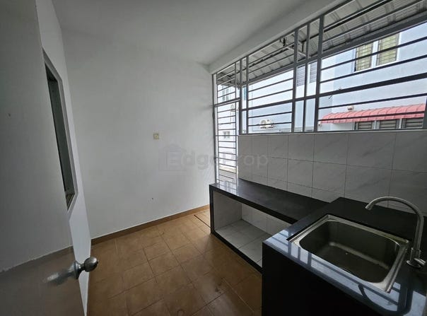 Iskandar, Johor Bahru, Johor 81100