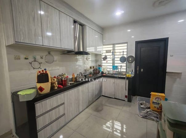 Jalan Sayang, Batu 9th Cheras, Selangor 43200