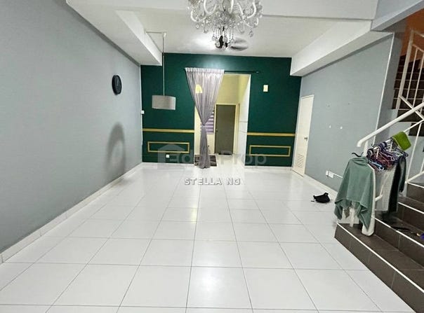 P, Kangkar Pulai, Johor 81300