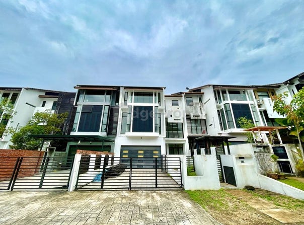 Jalan Elektron U16, Denai Alam, Selangor 63000