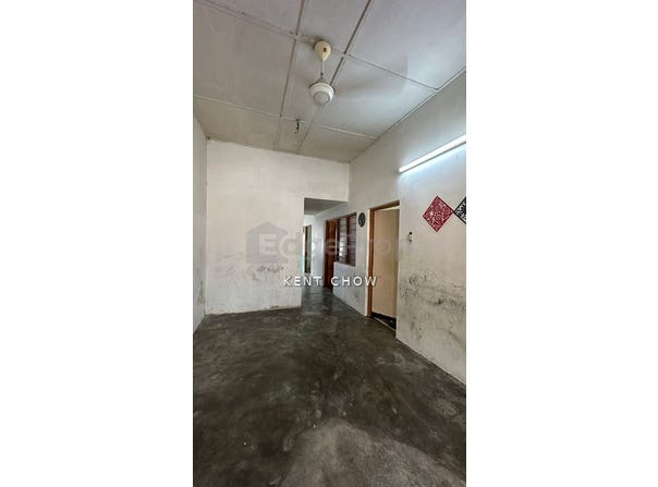 Taman Pengkalan Barat, Ipoh, Perak 31650