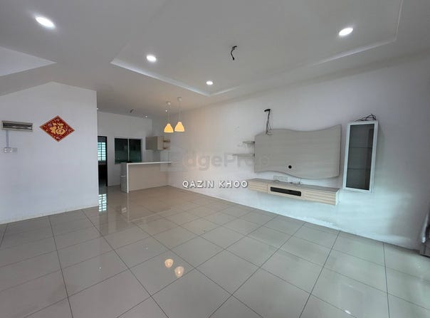 Lahat, Ipoh, Perak 31500