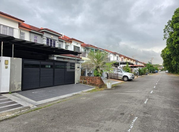 Jalan Bukit Indah, Bukit Indah, Johor 81200