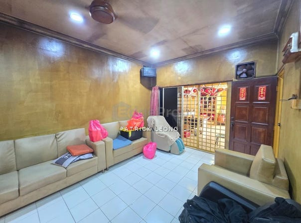 Jalan DC 1, Sungai Buloh, Selangor 47000