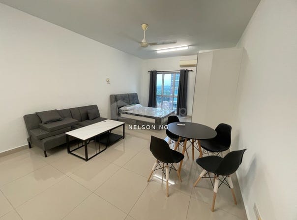 J, Seri Kembangan, Selangor 43000