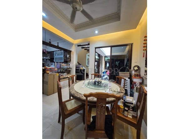 Jalan Safa, Desa ParkCity, Kuala Lumpur 52000