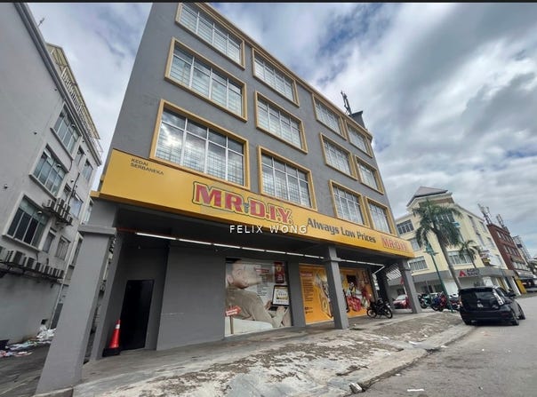 Corner Jalan Reko and Jalan Bangi, Kajang, Selangor, Kajang, Selangor 43300