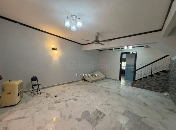 Jalan Desa Mewah, Semenyih, Selangor 43500