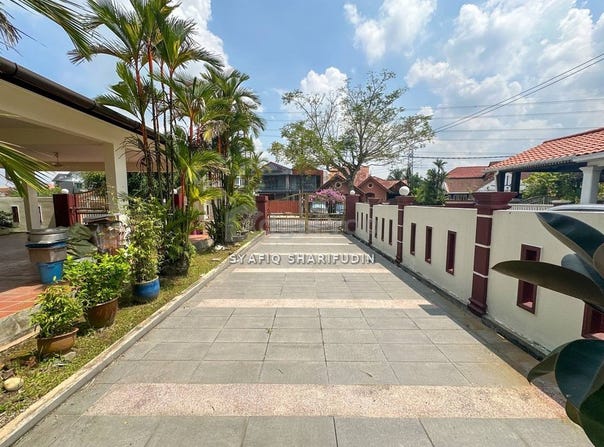 Section 8, Shah Alam, Selangor 40000