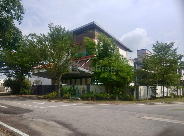 J, Klang, Selangor