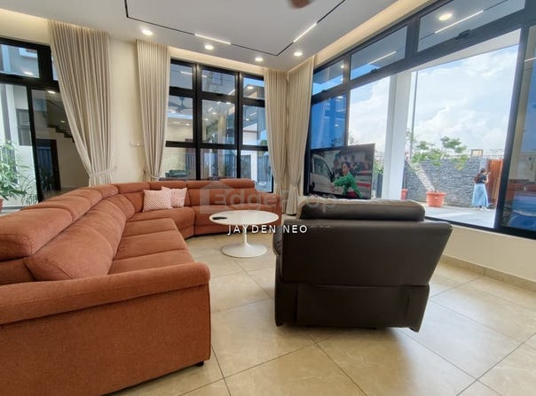 Jalan Sentral, Iskandar Puteri, Johor 79100