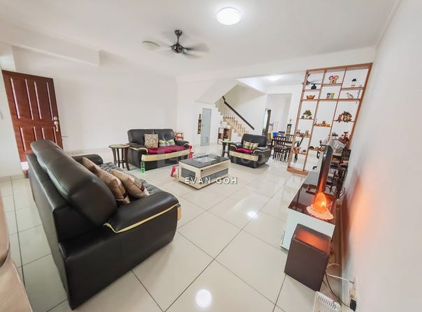 Jalan PU 3, Puchong, Selangor 47100