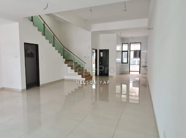 Jalan PU 2/2, Puchong, Selangor 47100
