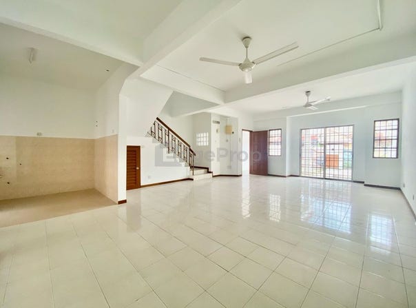 Jalan Kajang Perdana, Kajang, Selangor 43000