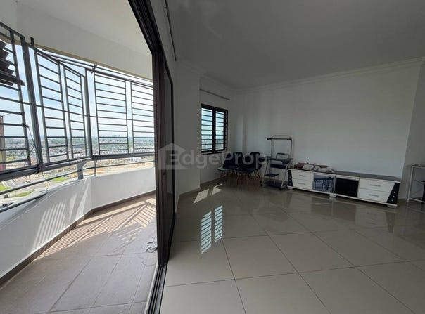Seri Mutiara Apartment, Bandar Seri Alam, Masai, Johor 81750