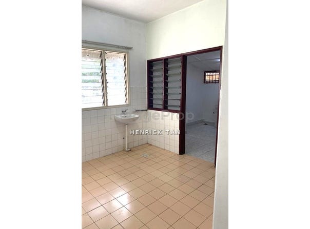 Jalan USJ 1/1, USJ, Selangor 47500