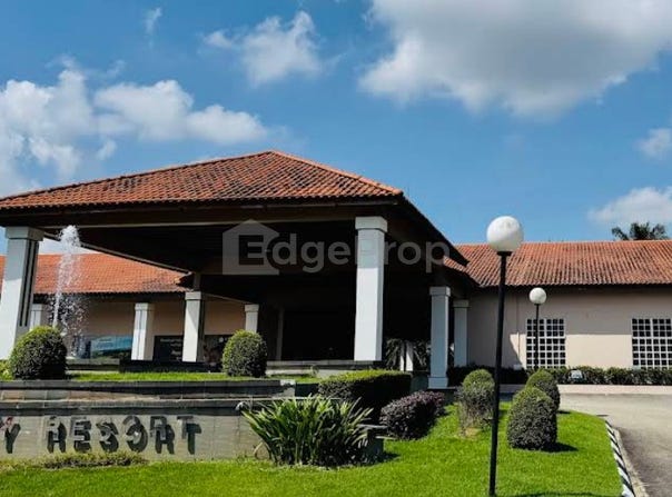 Jalan Kelab Golf, Shah Alam, Selangor 40460