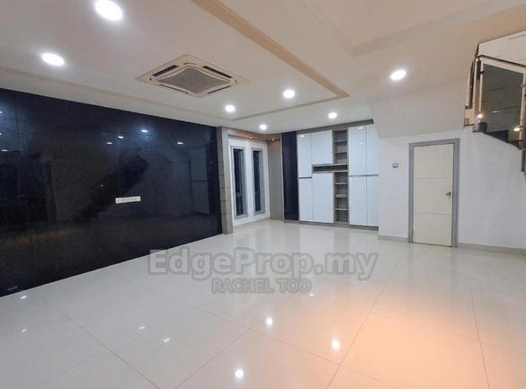 Jalan PU, Puchong, Selangor 47100