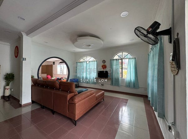 Jalan Melur, Ampang, Selangor 0