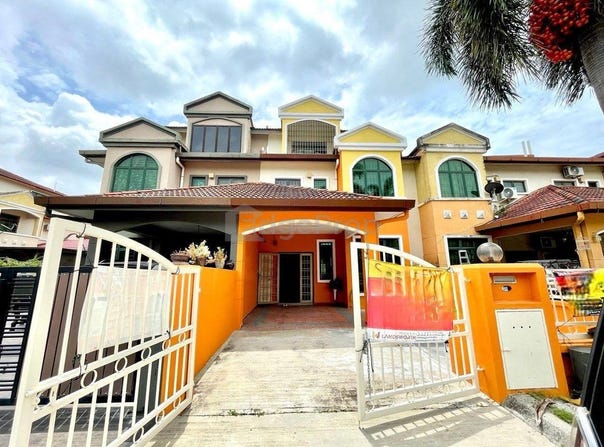 Jalan Warisan Mulia 4/1, Kota Warisan, Sepang, Selangor 43900