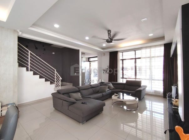 Off Jalan Tasik Puteri, Rawang, Selangor 48000