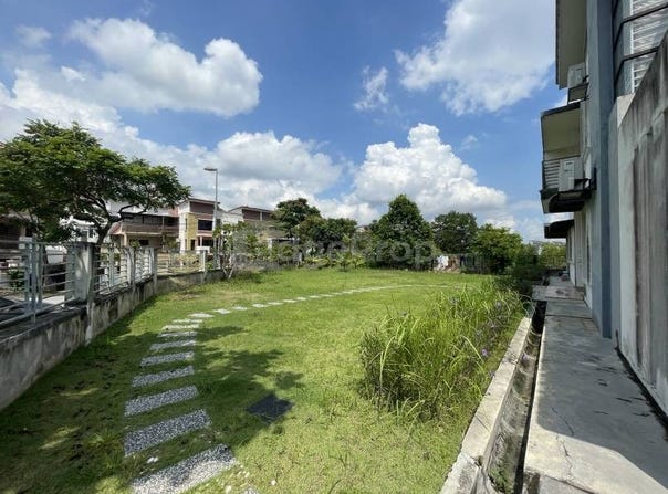 Jalan BS, Sungai Buloh, Selangor 47000