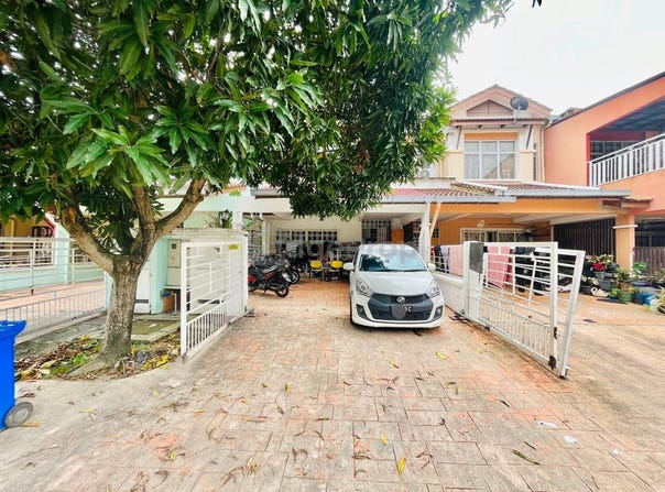 Persiaran Kayangan, Shah Alam, Selangor 40000