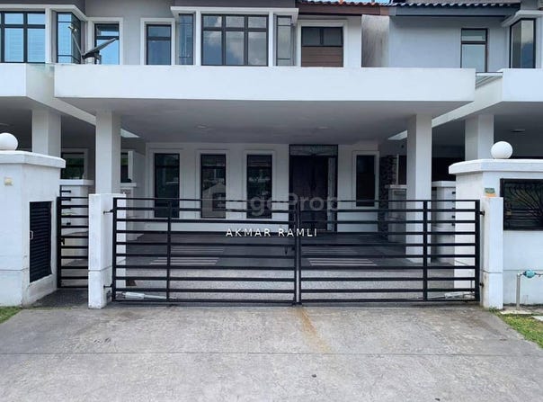 Persiaran Tun Teja, Shah Alam, Selangor 40470